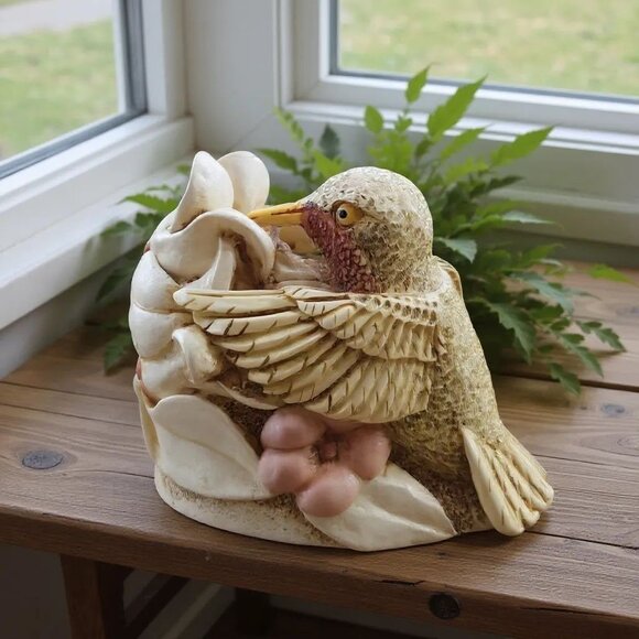 Harmony Kingdom SWEET SERENADE UK Made Hummingbird Trinket Box Hidden Treasure - Picture 1 of 9